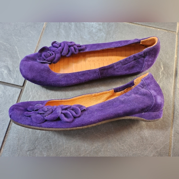 Chie Mihara Flats (38) - Picture 2 of 7